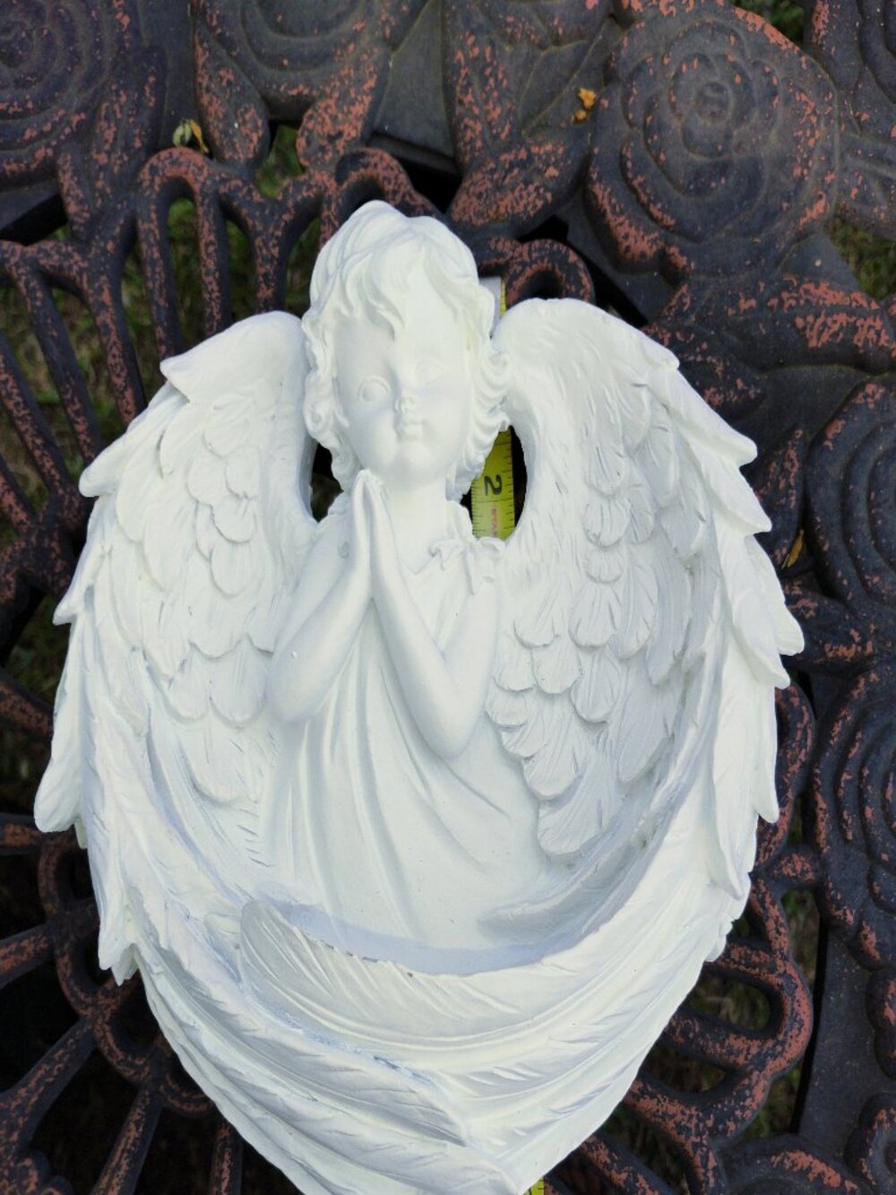 Resin angel for wall